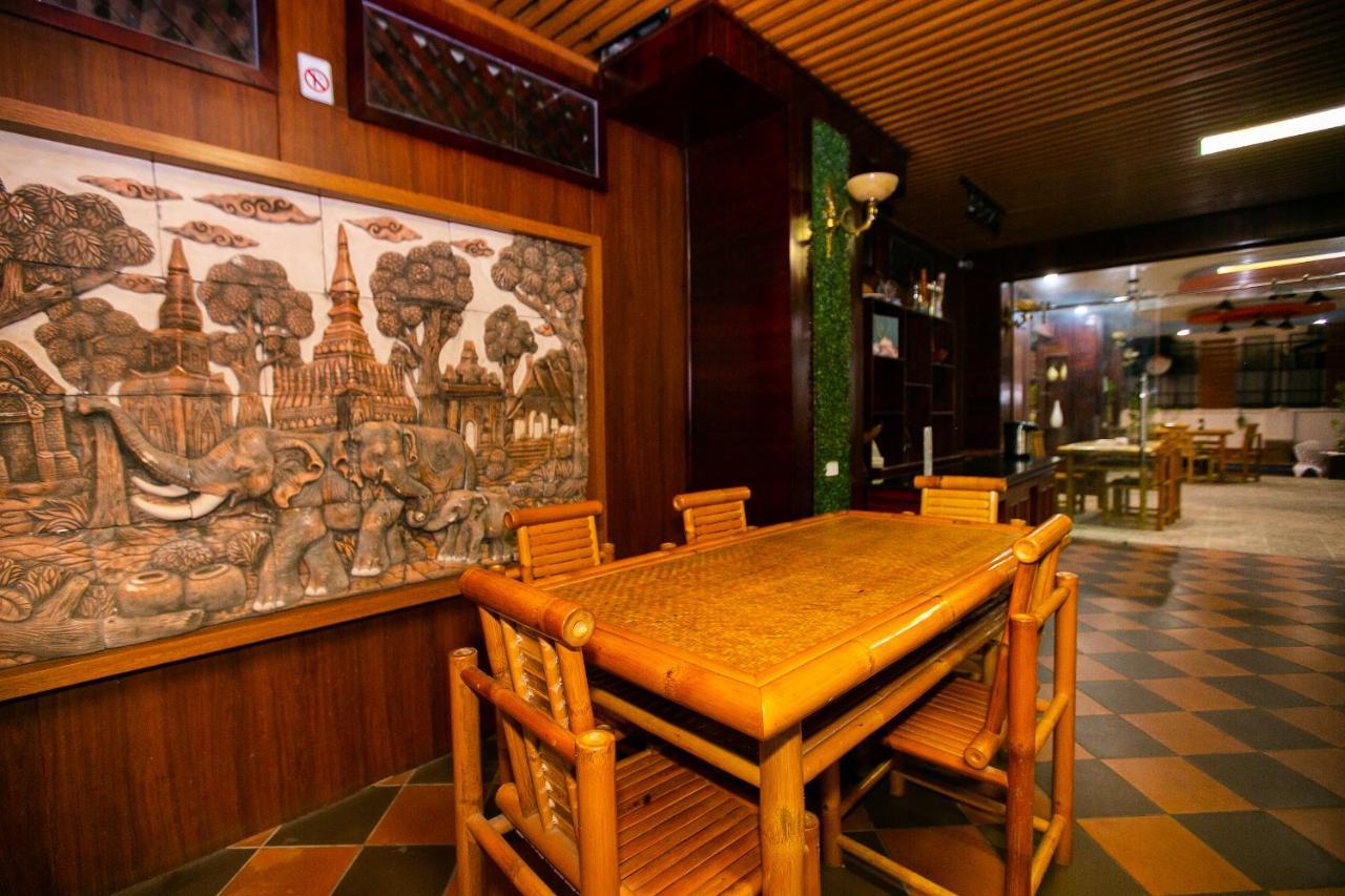 Champion Boutique Hotel Vientiane Exterior photo