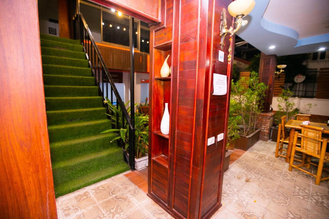 Champion Boutique Hotel Vientiane Exterior photo