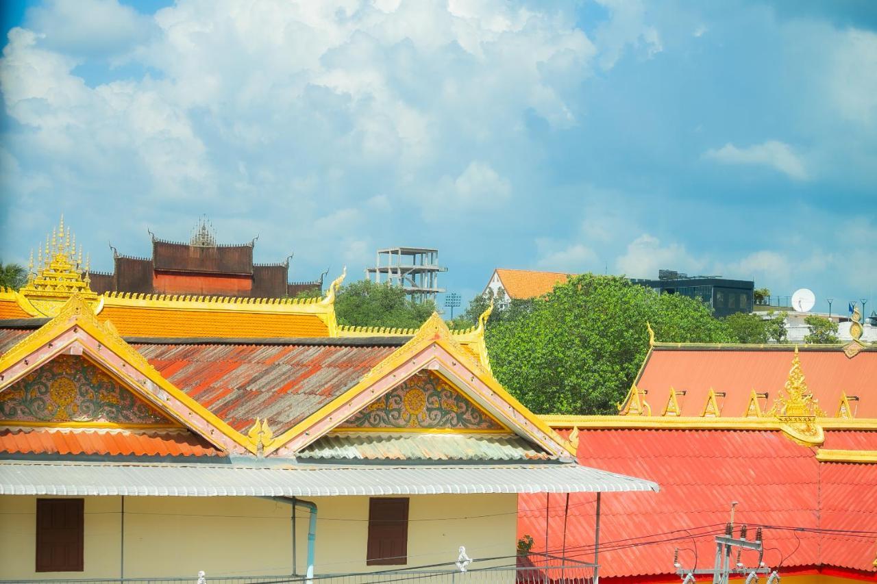 Champion Boutique Hotel Vientiane Exterior photo